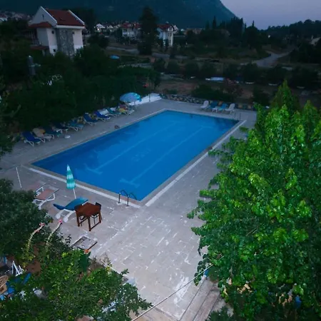 Sureyya Bed & Breakfast 3*
